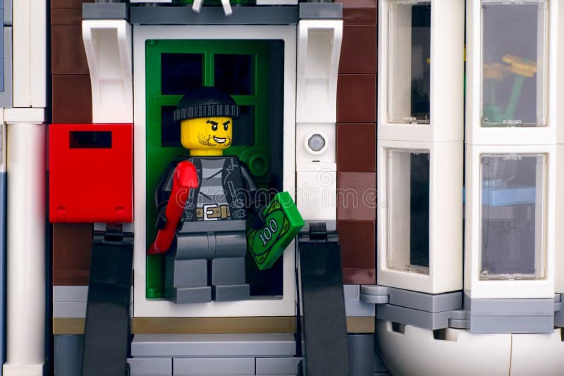 Lego Thief Minifigure Standing on Doorstep of Robbed House Editorial Photo  - Image of houne, robbed: 168721601