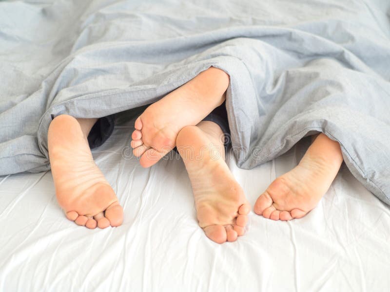 5,100+ Pillow Between Legs Stock Photos, Pictures & Royalty-Free Images -  iStock