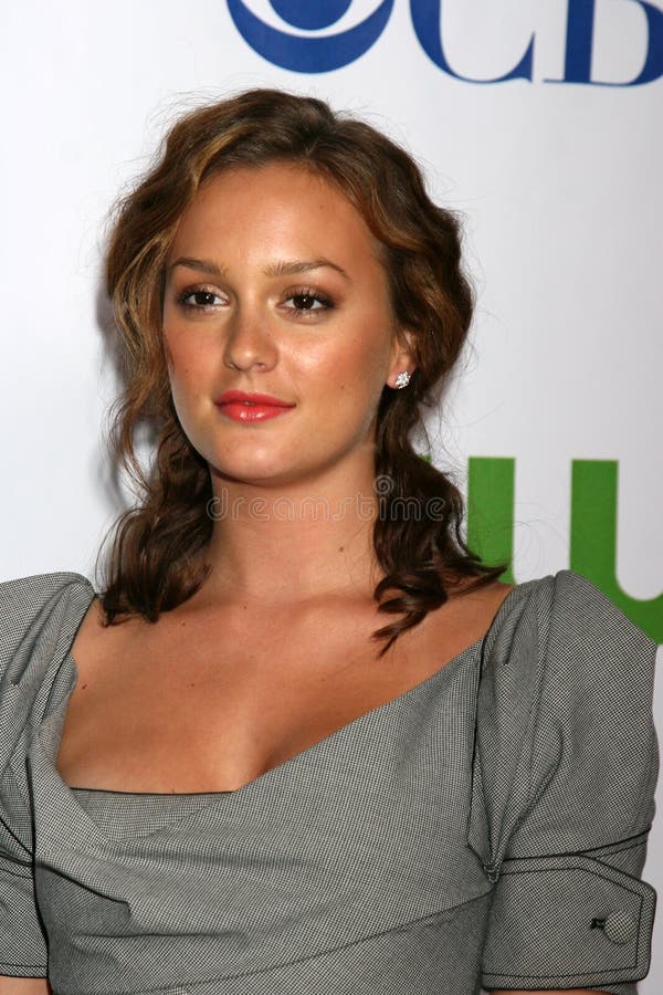 Leighton Meester editorial photo. Image of arriving, angeles - 34674101