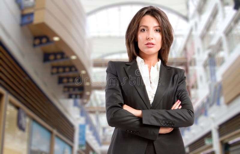 Leistungsfähige Geschäftsfrau stockfotografie