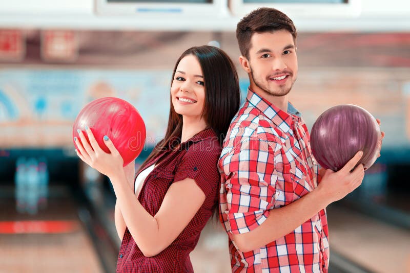 Friends Cheering While Their Friend Aiming For Billiards Ball Stock Photo,  Picture and Royalty Free Image. Image 28035174.