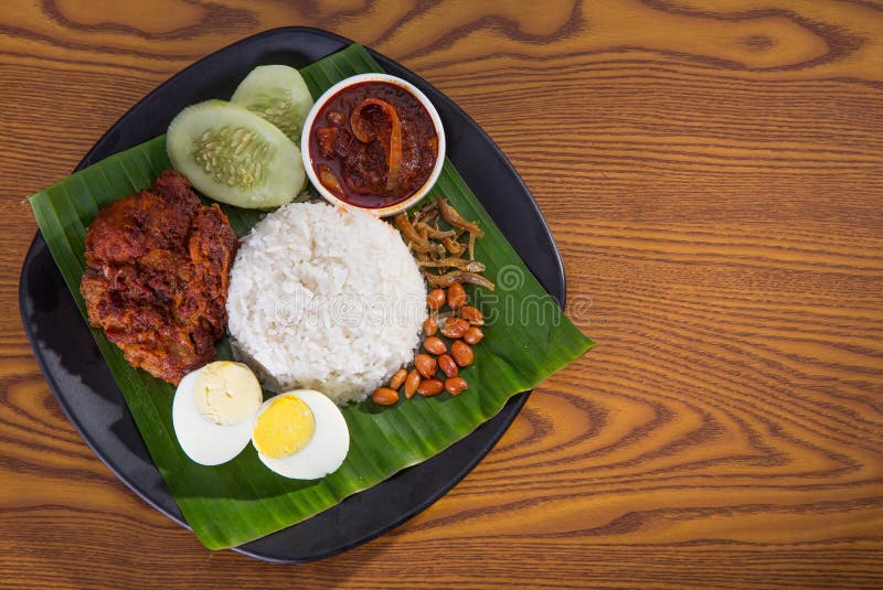 Lemak Nasi, традиционный рис затира карри malay стоковые изображения