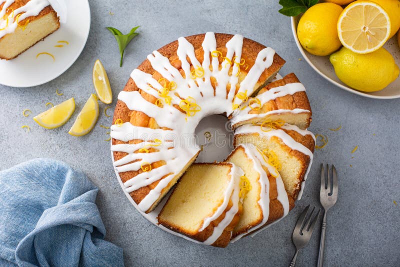 Lemon pound cake with powder sugar glaze