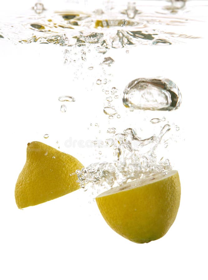 Lemon Under Water