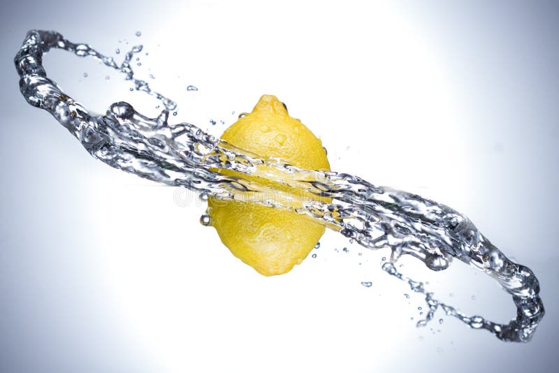 Lemon water splash