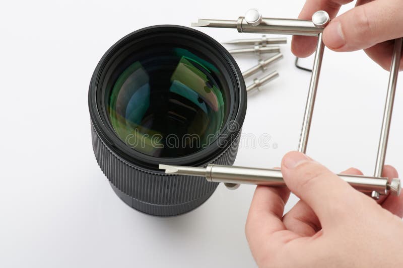 Lente ótica de montagem fotografia de stock Lente ótica de montagem fotografia de stock