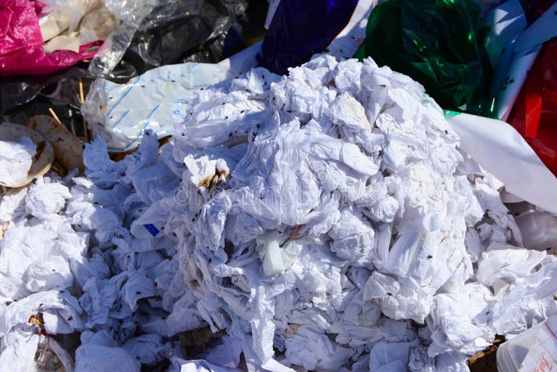 Les déchets des déchets qui sont dégradés par naturel signifient image stock Les déchets des déchets qui sont dégradés par naturel signifient image stock
