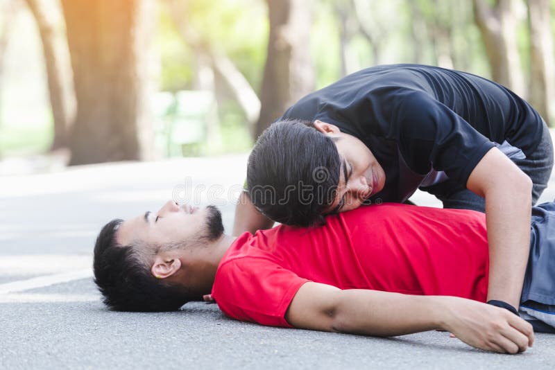 Les gens avec une crise cardiaque photos libres de droits Les gens avec une crise cardiaque photos libres de droits