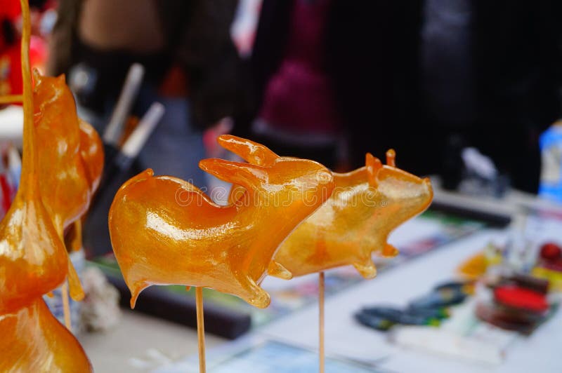 Les personnes traditionnelles chinoises de sucre, ont la belle modélisation animale photographie stock Les personnes traditionnelles chinoises de sucre, ont la belle modélisation animale photographie stock