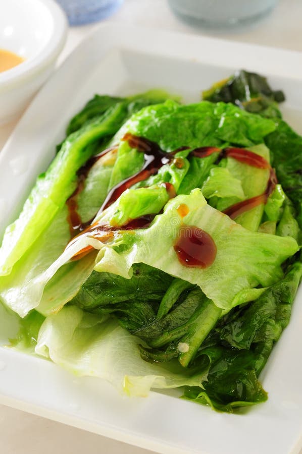 Lettuce stock image. Image of oyster, sauce, dish, main 31852017