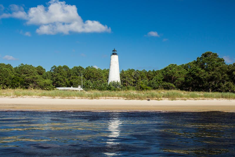 Leuchtturm auf Shell Island lizenzfreie stockfotos Leuchtturm auf Shell Island lizenzfreie stockfotos