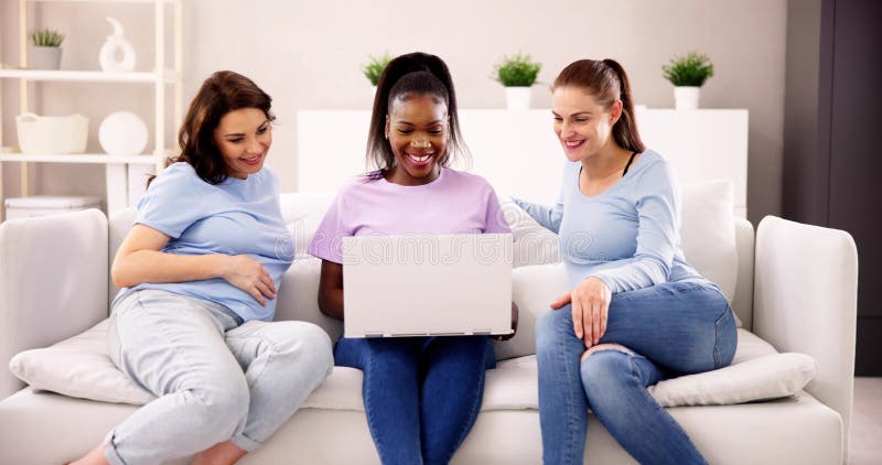 Leuk praten met jonge zwangere vrouwen