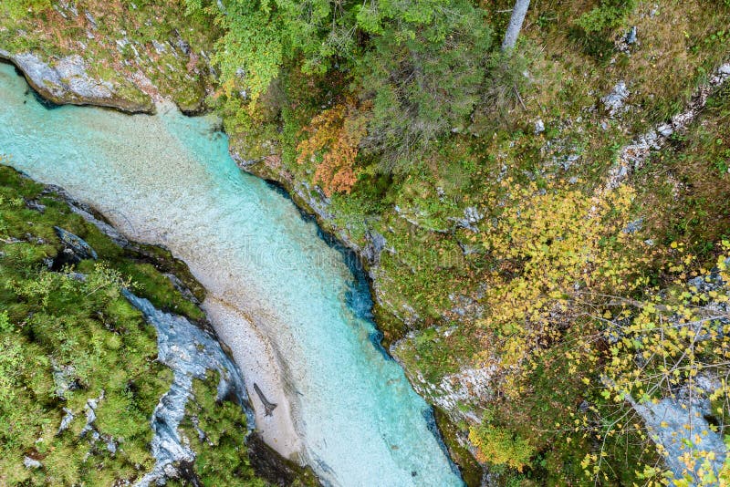 Leutaschklamm - dziki w? w? z z rzek? w alps Niemcy zdjęcie stock