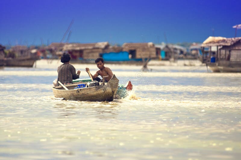 Leute von Kambodscha (Tonle Sap See) stockbilder Leute von Kambodscha (Tonle Sap See) stockbilder