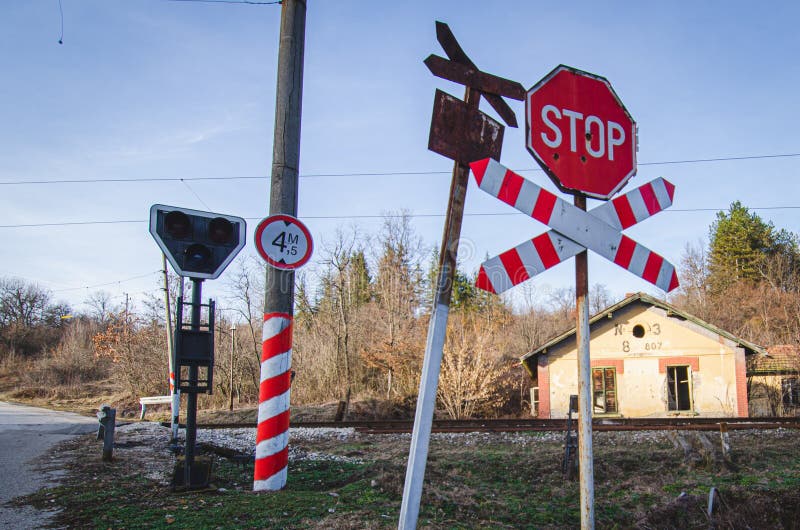 1 499 Railway Level Crossing Photos Free Royalty Free Stock Photos From Dreamstime 1 499 Railway Level Crossing Photos Free Royalty Free Stock Photos From Dreamstime