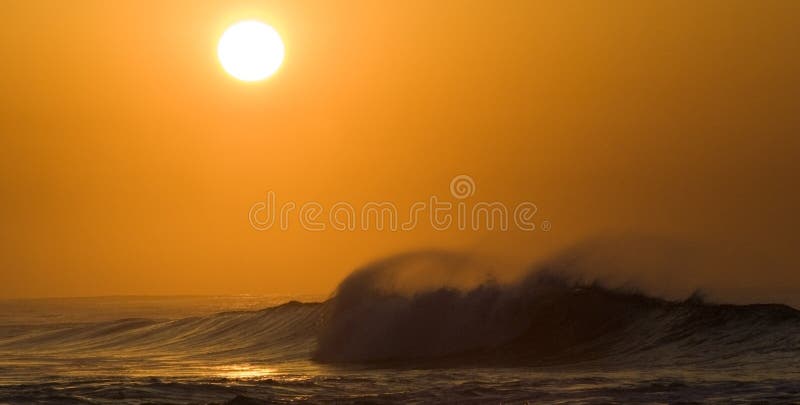 Lever de soleil au-dessus de l'Océan Indien photo libre de droits Lever de soleil au-dessus de l'Océan Indien photo libre de droits