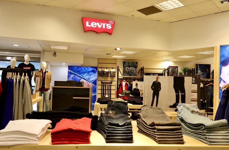 Leviâ€™s Counter in a Shopping Mall of London Editorial Stock Photo - Image shopping: 161268198