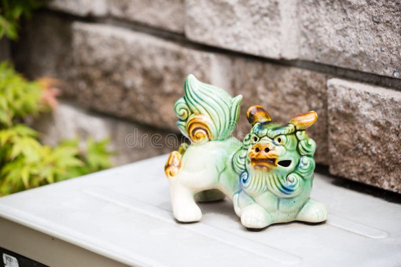 León de Shisa foto de archivo León de Shisa foto de archivo