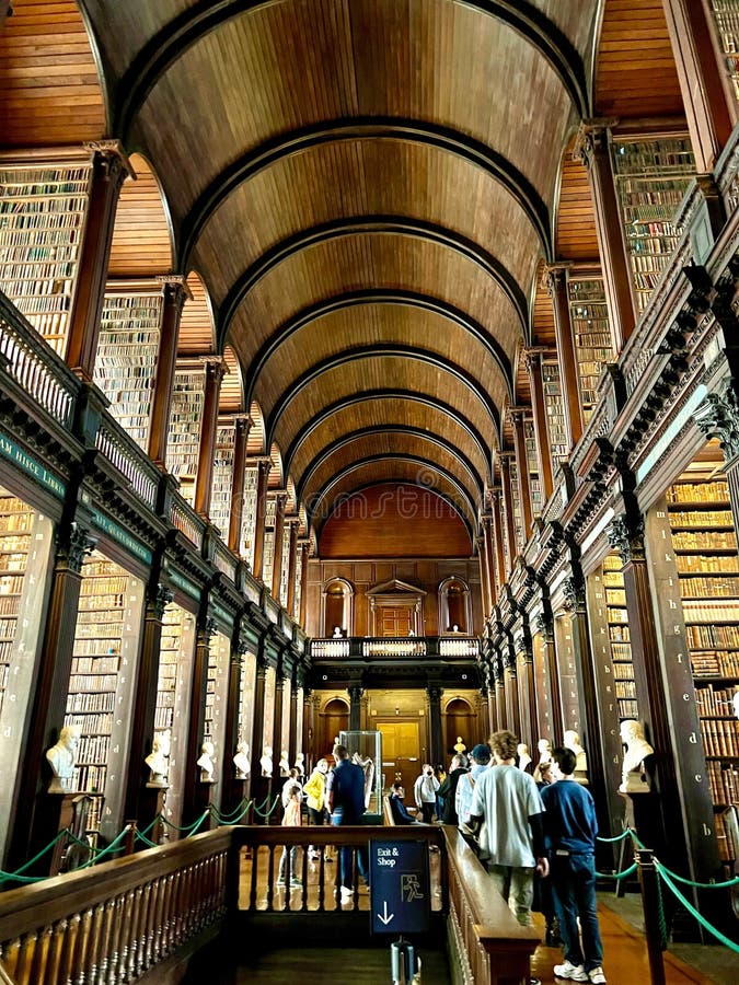 book of kells trinity library