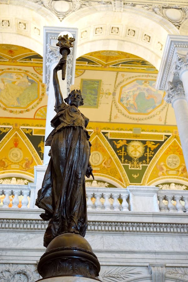 Library of Congress - statuary