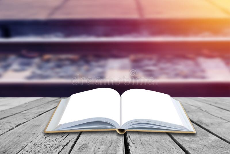 Libro magico aperto per scienza, istruzione o religione immagini stock