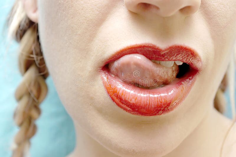 Best of 2 girls lick lips girls lick lips 2