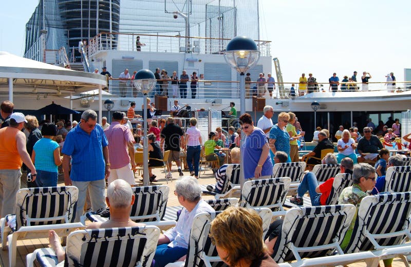 Lido Deck Zuiderdam Holland America Line Cruise Filled with Passengers royalty free stock photography Lido Deck Zuiderdam Holland America Line Cruise Filled with Passengers royalty free stock photography