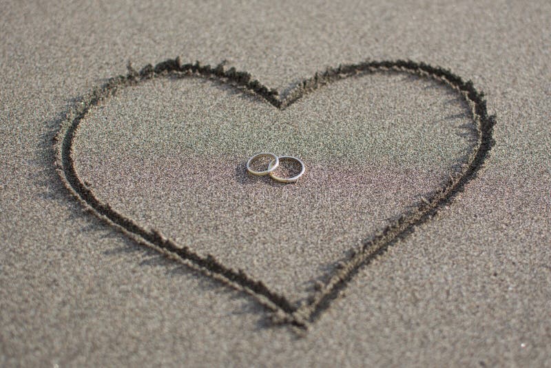 Liebe und Hochzeit auf dem Strand