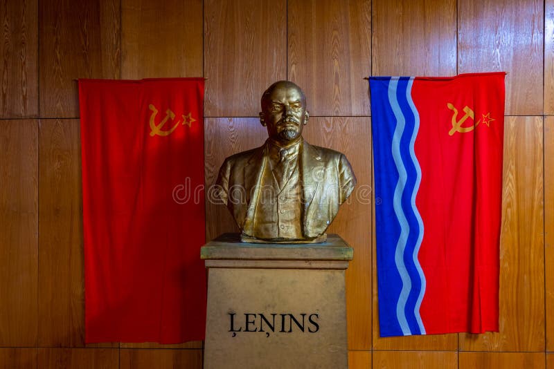 Lenin Statue 26 Soviet Union Flag Stock Photos - Free & Royalty-Free ...