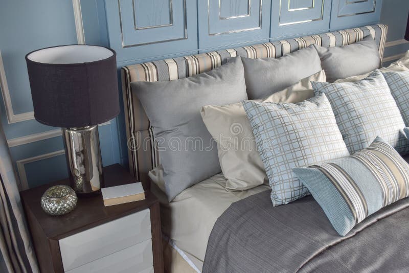 Light Blue Pillows in Difference Pattern with Classic Style Bedroom