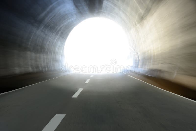 Il bianco luminoso della luce che splende alla fine del tunnel.