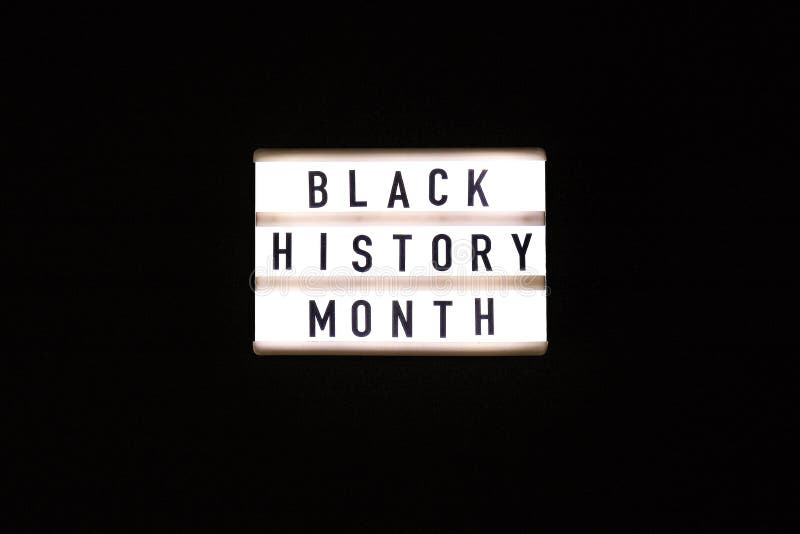 Lightbox con testo black history mensile sullo sfondo nero scuro. evento storico messaggio