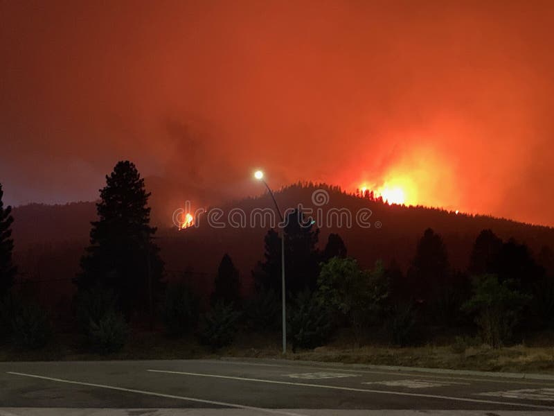 A Spot Fire Created Nearby the Dixie Fire Threatens Janesville, CA