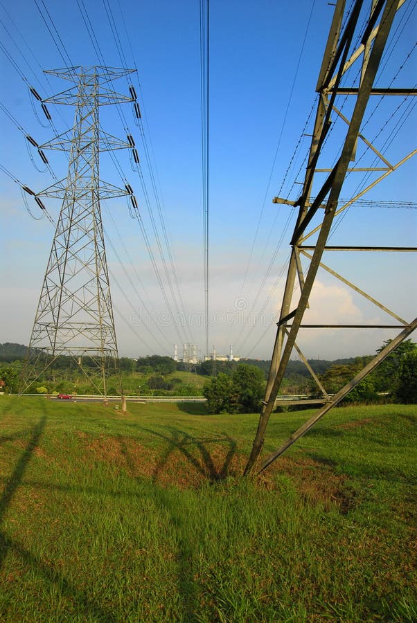 Lignes de Transmission d'Énergie Électrique photo stock