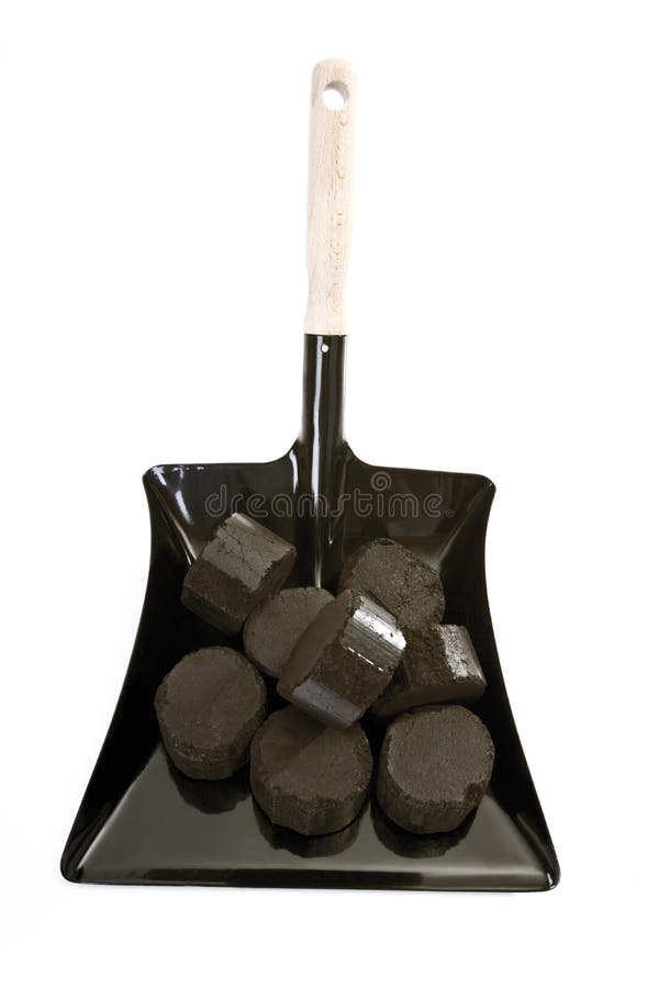 Briquettes de lignite image stock. Image du groupe, écologie