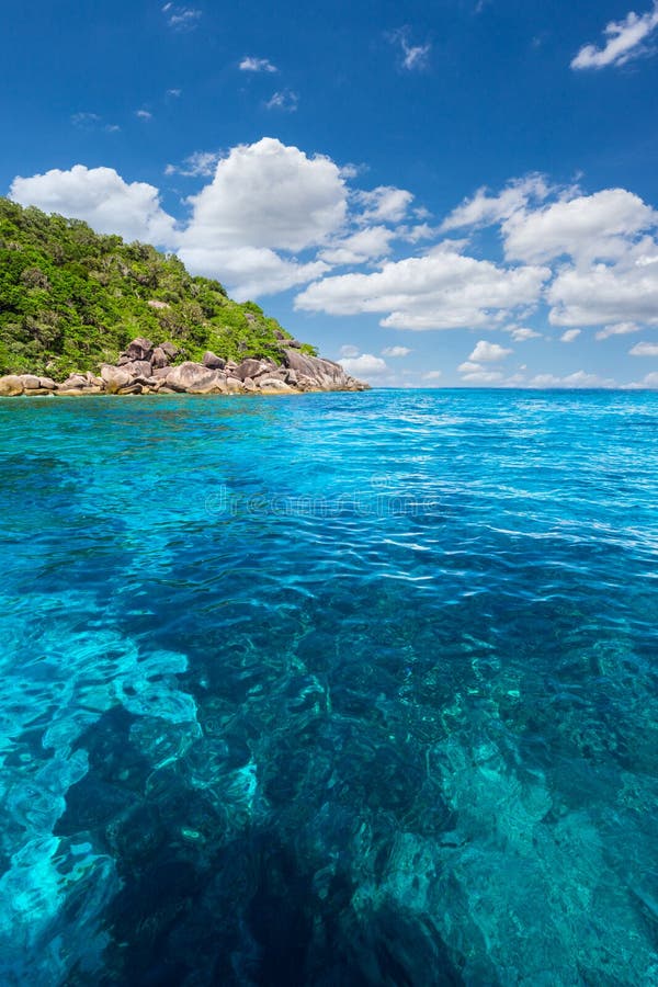 Liknande öar och nationalparksthailand arkivfoto