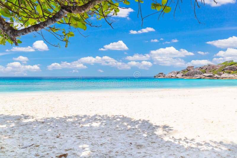 Liknande öar och nationalparksthailand arkivbilder
