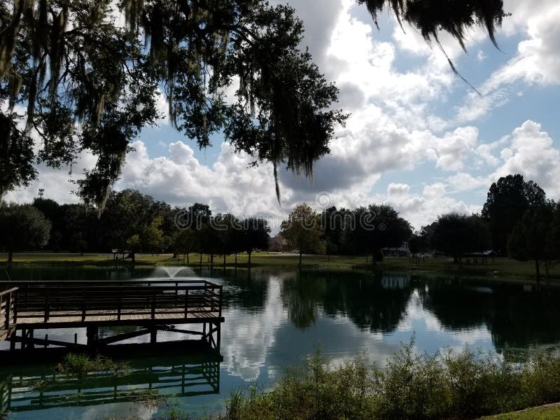 Lago Lillian imagen de archivo. Imagen de rastro, escénico 22015563