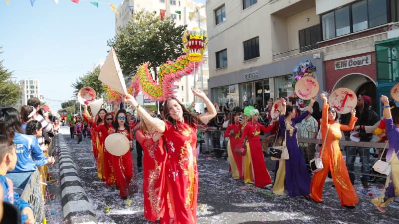 LIMASSOL, CYPRUS - FEBRUARI 26: Grote Carnaval-parade, 26 Februari, 2017 in Limassol, Cyprus