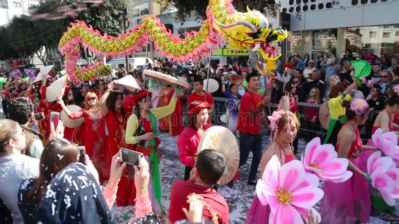 LIMASSOL, CYPRUS - FEBRUARI 26: Grote Carnaval-parade, 26 Februari, 2017 in Limassol, Cyprus