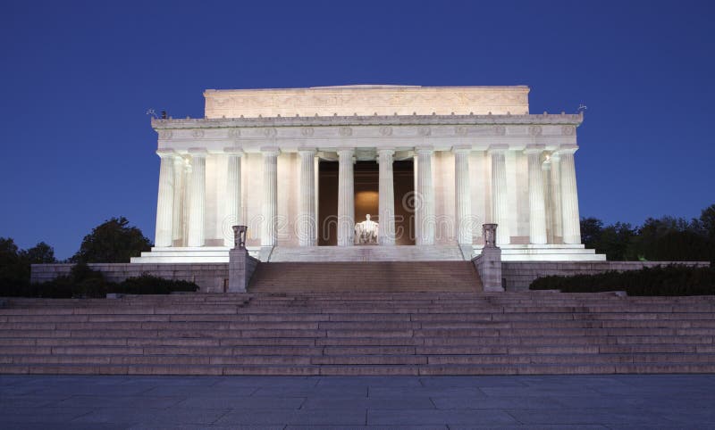 Lincoln Memorial belichtete am NachtWashington DC