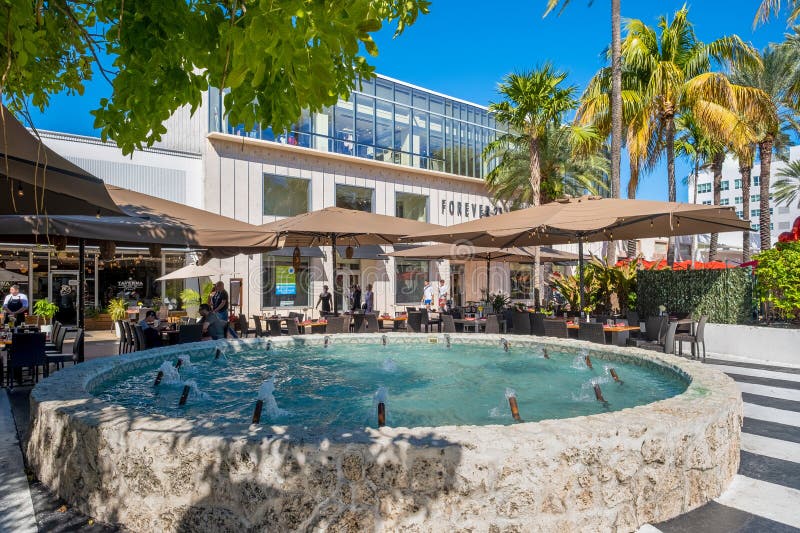 Lincoln Road Shopping Mall Em Miami Beach Foto de Stock Editorial