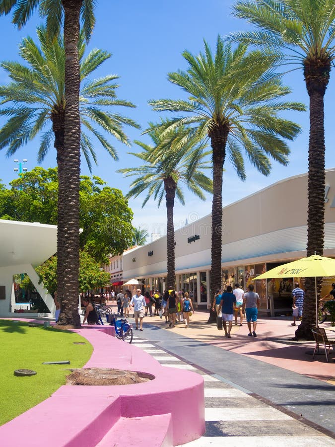 Tour Miami's Famed Shopping Streets