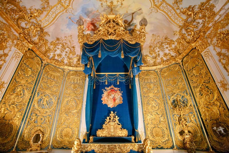 Linderhof palace bedchamber