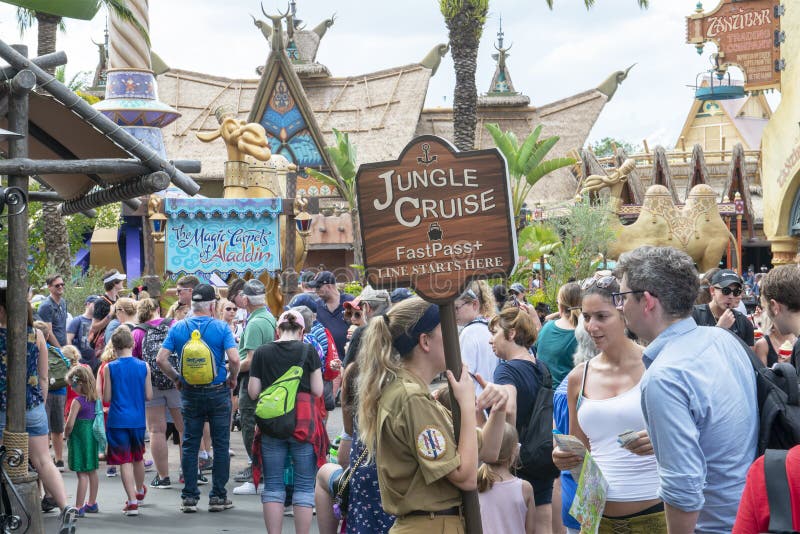 Linea di crociera della giungla, Disney World, viaggio, regno magico immagine stock libera da diritti Linea di crociera della giungla, Disney World, viaggio, regno magico immagine stock libera da diritti