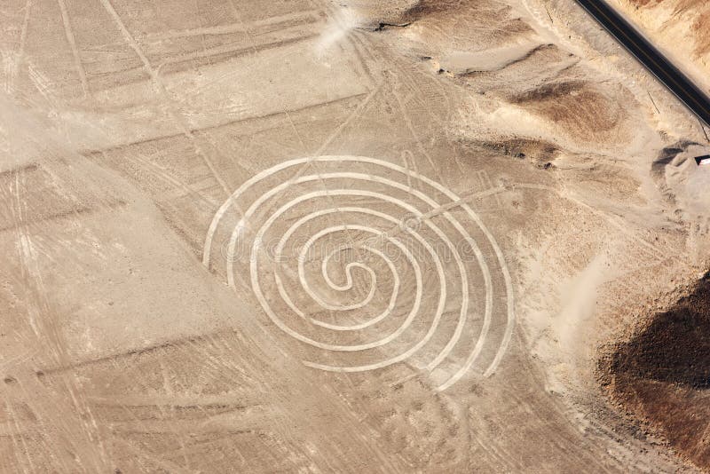 Linee dagli aerei - spirale di Nazca