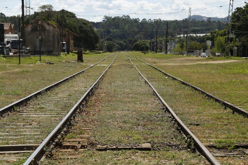 O Trem Infinito Cerca Droste Foto de Stock - Imagem de isolado, curva:  86544068