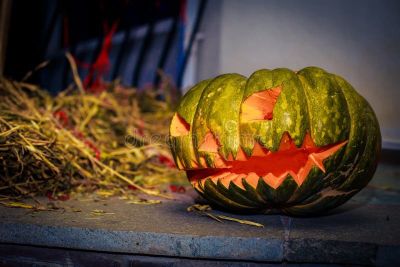 Linternas de la calabaza de Halloween - decoración perfecta para Halloween imagen de archivo libre de regalías Linternas de la calabaza de Halloween - decoración perfecta para Halloween imagen de archivo libre de regalías