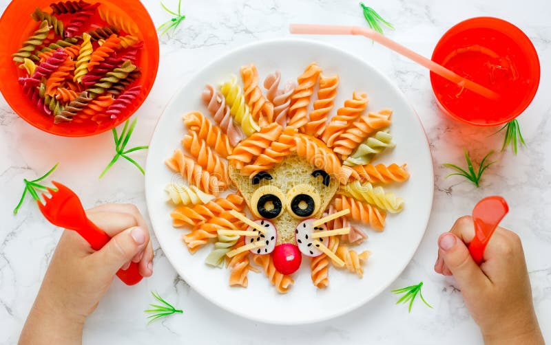 622 Kids Vegetable Animal Plate Stock Photos - Free & Royalty-Free Stock  Photos from Dreamstime