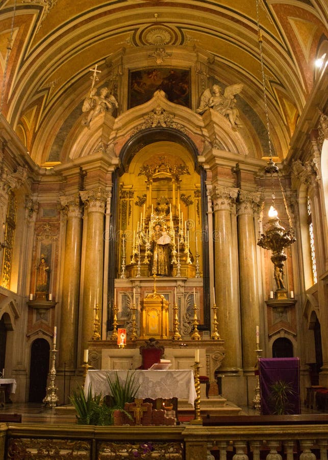 Lisboa, Portugal: coro da igreja do NIO do ³ de Santo AntÃ